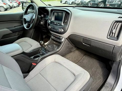 Used 2018 Chevrolet Colorado W/T w/ WT Convenience Package RWD image 20