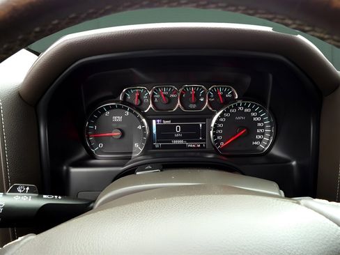 Used 2015 Chevrolet Silverado 3500 LTZ w/ Duramax Plus Package image 19