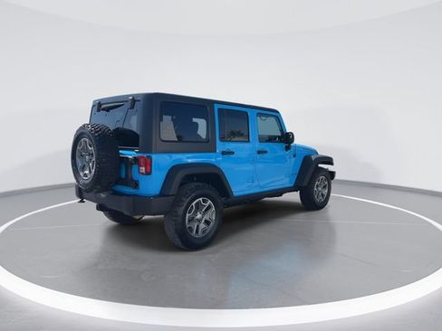 Used 2018 Jeep Wrangler Unlimited Rubicon w/ Connectivity Group AWD/4WD image 8