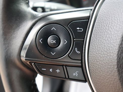 Used 2022 Toyota Corolla Cross LE FWD image 35