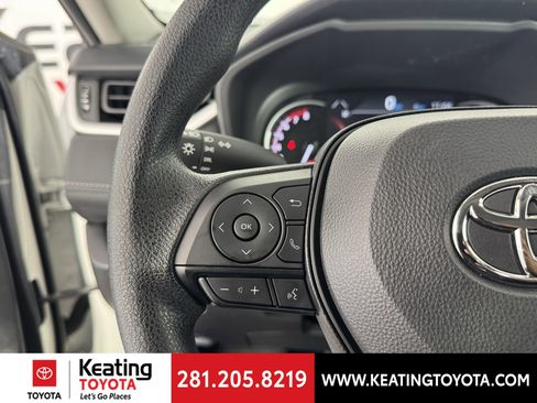 Certified 2025 Toyota RAV4 LE image 28