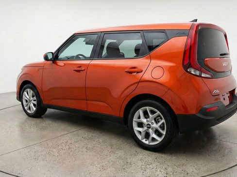 Used 2025 Kia Soul LX w/ LX Technology Package image 6