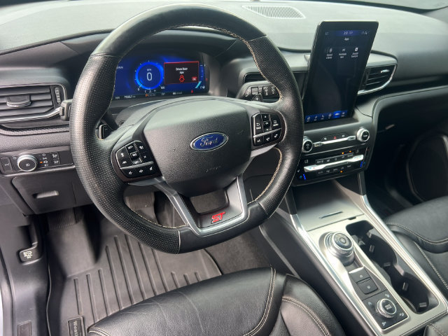Used 2020 Ford Explorer ST w/ ST Street Pack AWD/4WD image 18