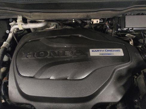 Used 2016 Honda Pilot Touring image 30