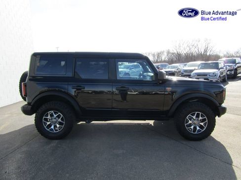 Certified 2025 Ford Bronco Badlands AWD/4WD image 9