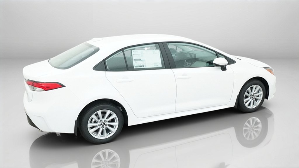 New 2027 Toyota Corolla LE FWD image 8