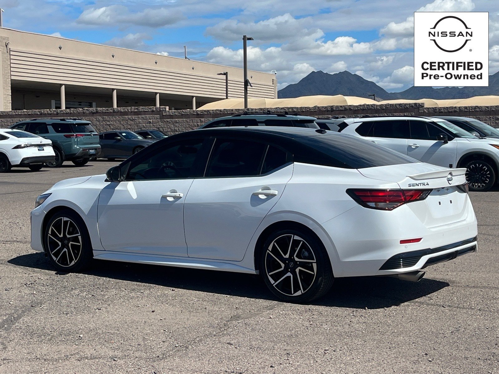 Certified 2025 Nissan Sentra SR FWD image 4
