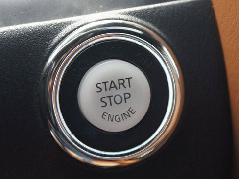 Used 2024 INFINITI QX80 Sensory w/ Cargo Package image 10