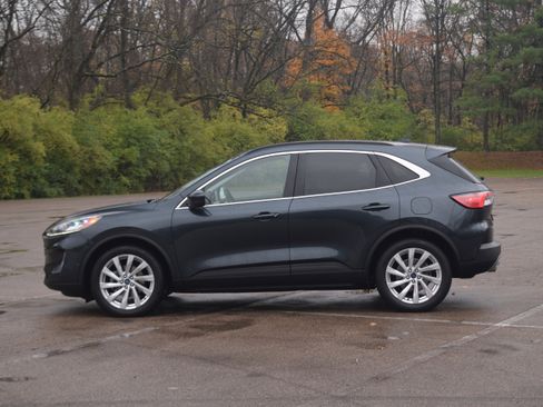 Used 2022 Ford Escape Titanium w/ Titanium Elite Package image 23