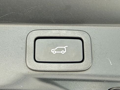 Used 2021 Land Rover Range Rover Sport HSE Silver Edition AWD/4WD image 12