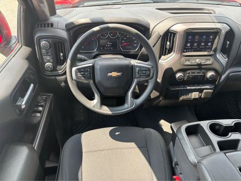 Used 2021 Chevrolet Silverado 1500 Custom w/ Safety Confidence Package AWD/4WD image 17