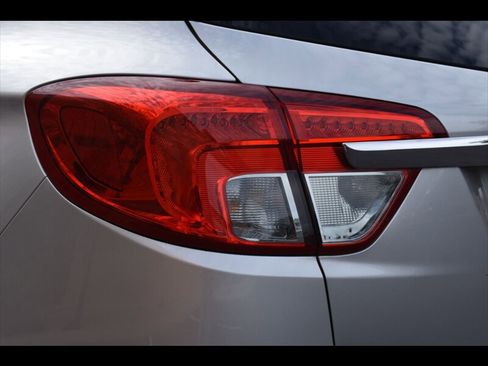 Used 2016 Buick Envision Premium image 46