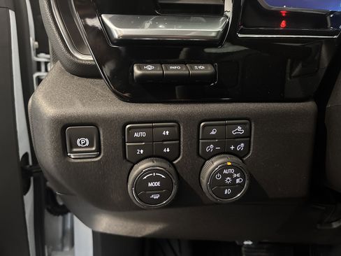 New 2026 Chevrolet Silverado 2500 High Country w/ Technology Package image 17