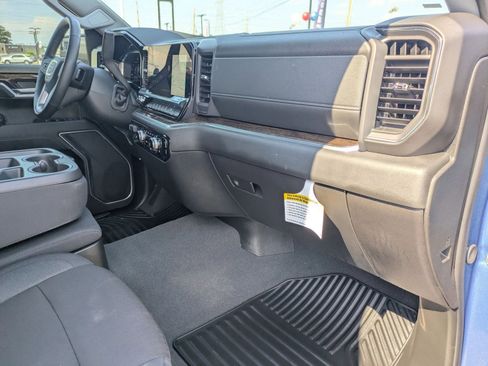 New 2024 GMC Sierra 1500 SLE w/ Preferred Package image 26