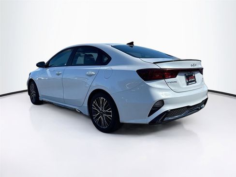 Used 2024 Kia Forte GT-Line w/ GT-Line Premium Package image 5