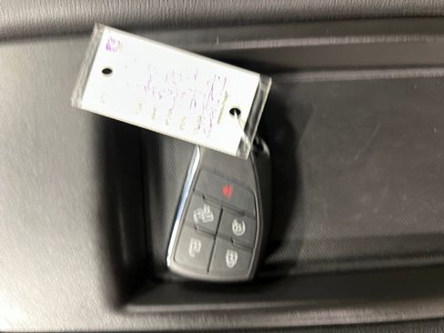 Certified 2024 GMC Sierra 1500 Elevation image 29