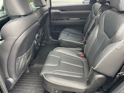 Used 2023 Hyundai Palisade SEL w/ Premium Package image 11
