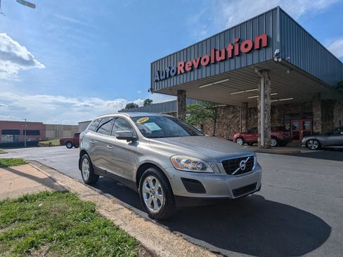 Used 2013 Volvo XC60 3.2 FWD image 1