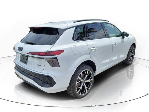 New 2026 Audi Q3 quattro 2.0T AWD/4WD image 4