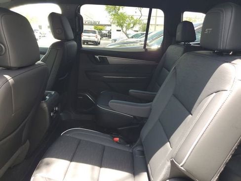 New 2026 Buick Enclave Sport Touring AWD/4WD image 11