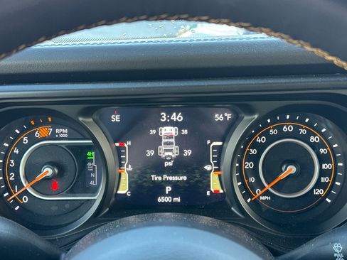 Used 2024 Jeep Wrangler Unlimited Rubicon 392 image 24