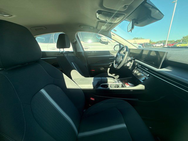 Used 2026 Hyundai Sonata SEL FWD image 12