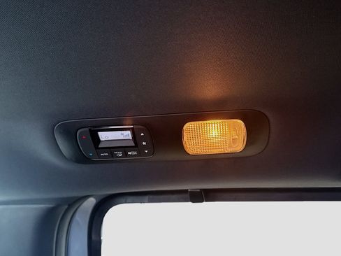 Used 2024 Honda Odyssey Sport image 22