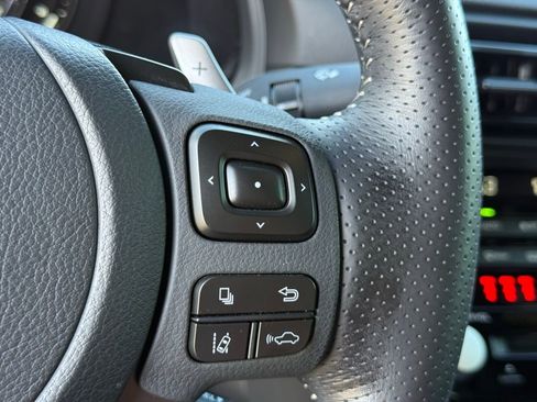 Used 2023 Lexus IS 500 image 14