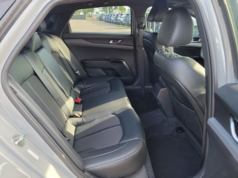 Used 2021 Kia K5 GT-Line w/ GT-Line FWD Premium Package image 12