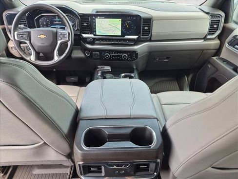 Used 2025 Chevrolet Silverado 1500 LTZ AWD/4WD image 16
