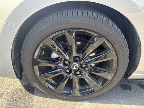 Used 2024 MAZDA MAZDA3 s image 9