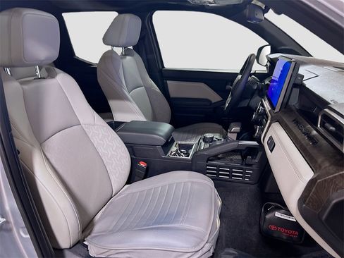 Used 2024 Toyota Tacoma Limited image 25