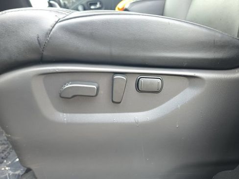 Used 2024 Nissan Armada SV AWD/4WD image 16