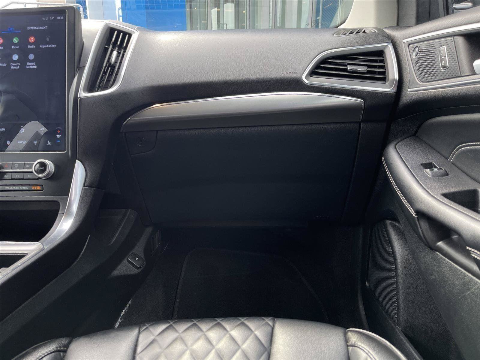 Used 2024 Ford Edge Titanium AWD/4WD image 32