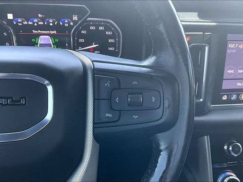 Used 2021 GMC Yukon Denali w/ Denali Premium Package AWD/4WD image 19