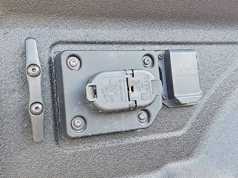 New 2026 RAM 2500 Tradesman AWD/4WD image 9