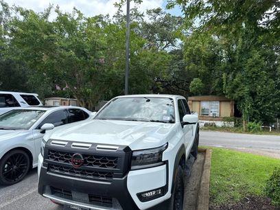 Used 2026 Nissan Frontier Pro-X w/ Pro-X Convenience Package