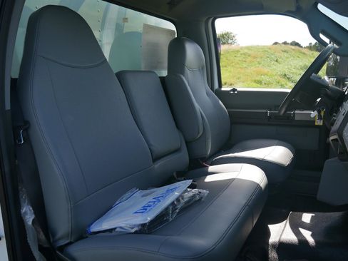 New 2025 Ford F750 2WD Regular Cab Super Duty image 32