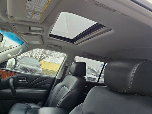 Used 2017 INFINITI QX80 4WD w/ Deluxe Technology Package image 29