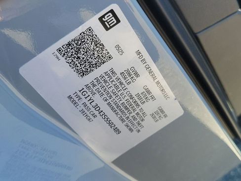 Used 2025 Chevrolet Corvette E-Ray image 31