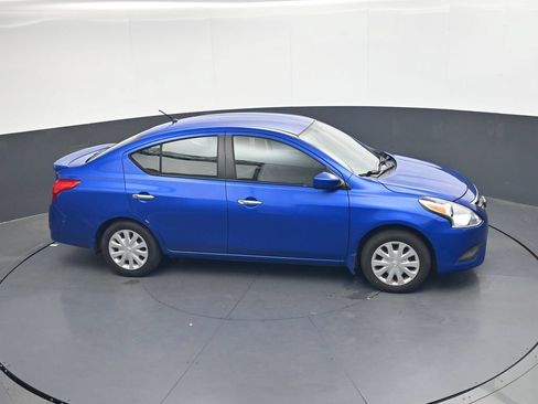 Used 2015 Nissan Versa SV FWD image 30