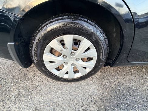 Used 2012 Honda Civic LX image 32