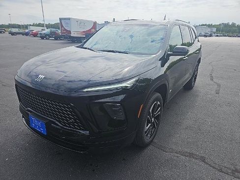 New 2026 Buick Enclave Sport Touring w/ Power Package image 2