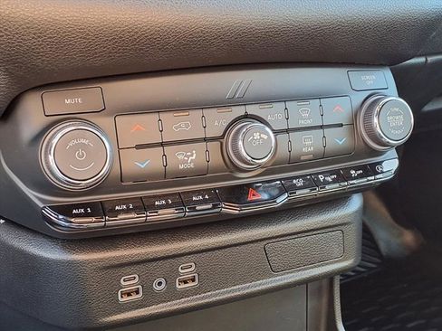 New 2026 Dodge Durango Pursuit image 6