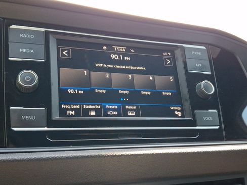 Certified 2022 Volkswagen Jetta Sport FWD image 17