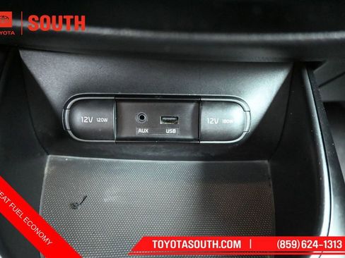 Used 2014 Kia Soul FWD image 16
