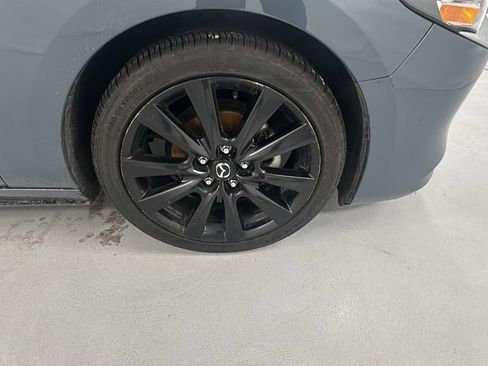 Used 2022 MAZDA MAZDA3 s image 9
