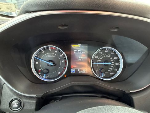 Certified 2022 Subaru Ascent Limited w/ Technology Package image 25