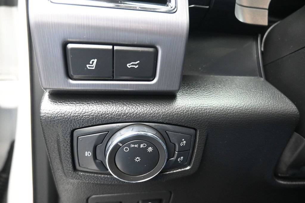 Used 2021 Ford Expedition Max Platinum AWD/4WD image 31