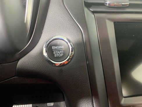 Used 2020 Ford Fusion Energi Titanium image 17